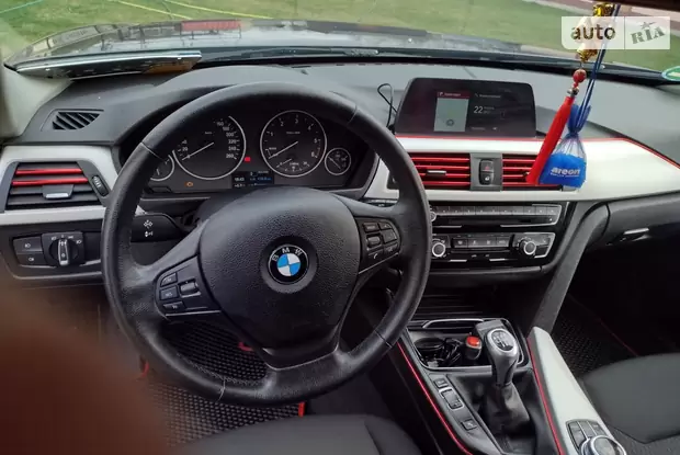 BMW 3 Series 2017