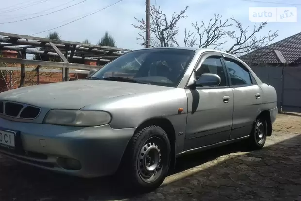 Daewoo Nubira 1998