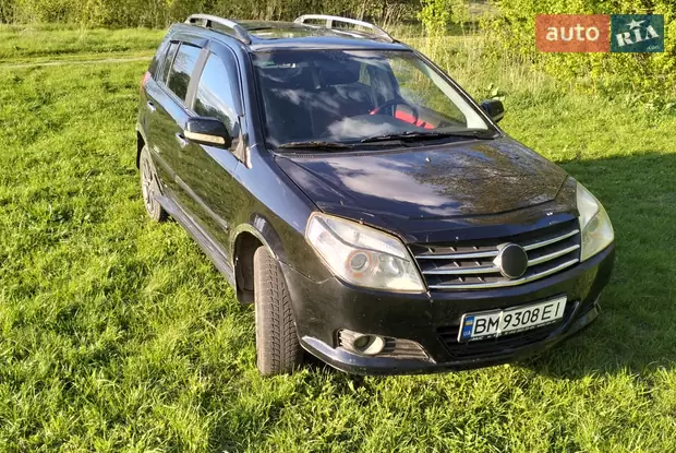 Geely MK Cross 2013