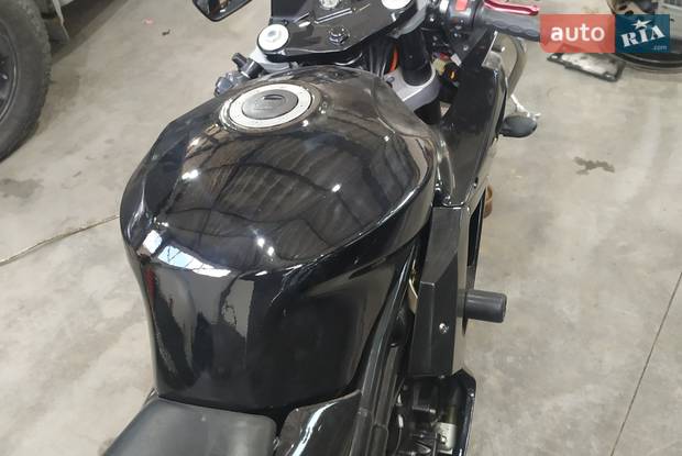 Hyosung GT 650R 2011