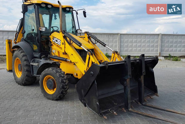 JCB 3CX 2013