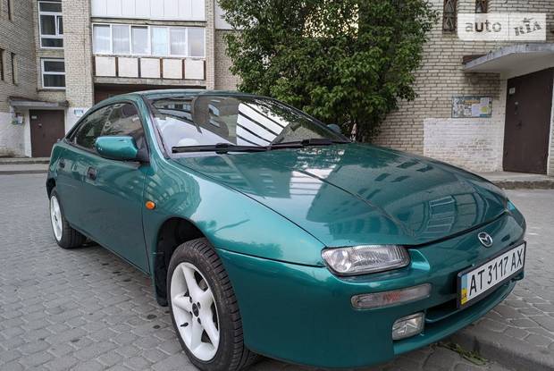 Mazda 323 1996
