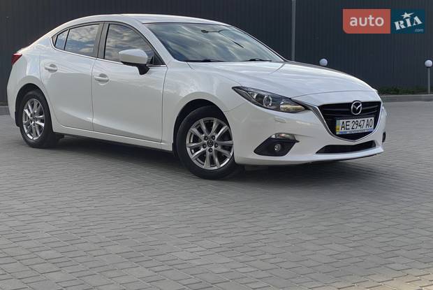 Mazda 3 2015