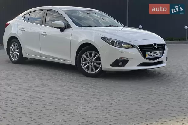 Mazda 3 2015