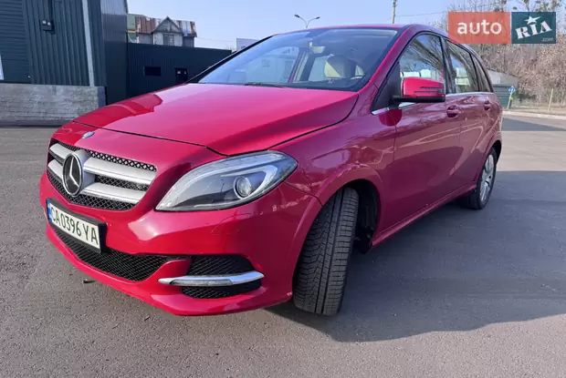 Mercedes-Benz B-Class 2014