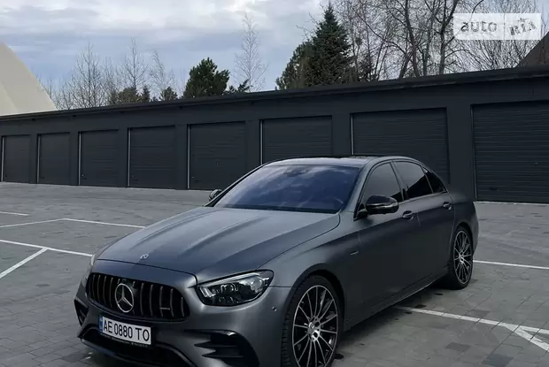 Mercedes-Benz E-Class 2021