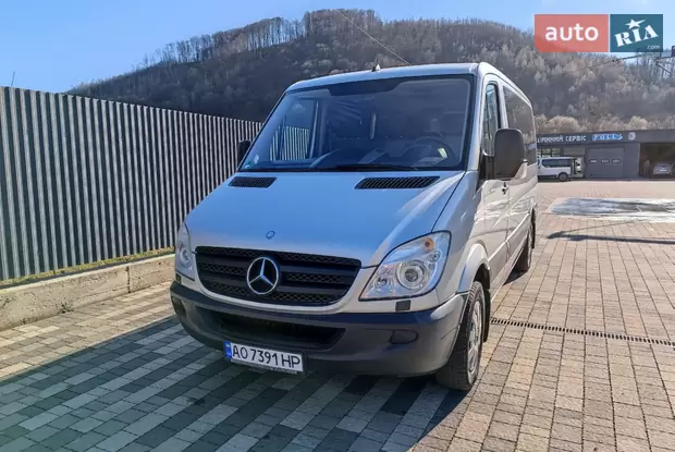 Mercedes-Benz Sprinter 2012