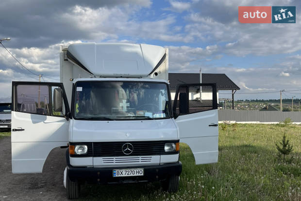 Mercedes-Benz T2 1986