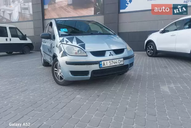 Mitsubishi Colt 2005