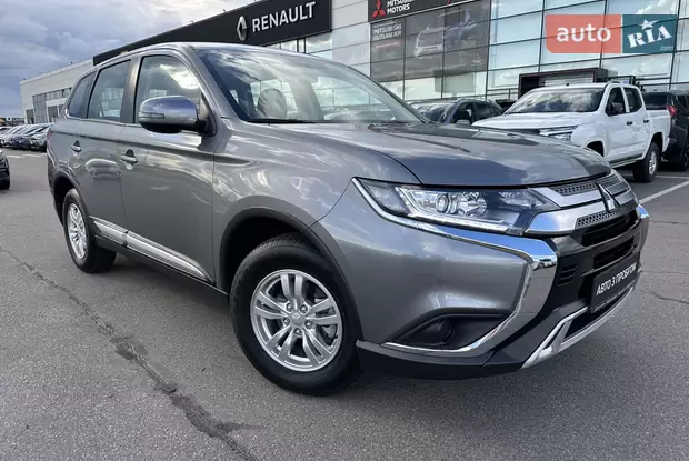 Mitsubishi Outlander 2021