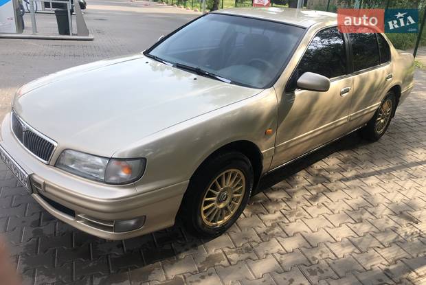Nissan Maxima A32 1998