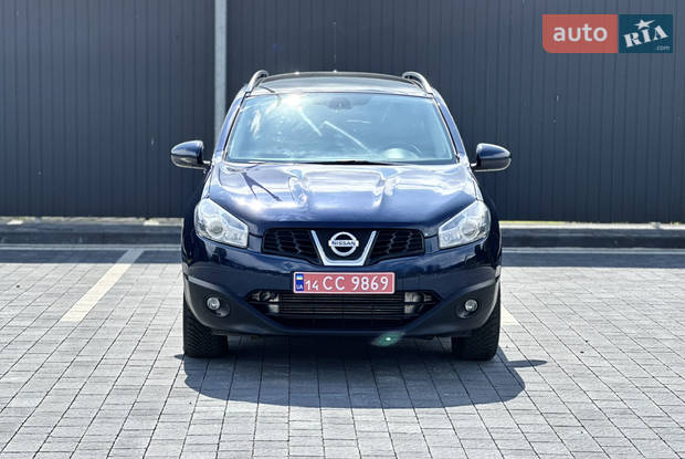 Nissan Qashqai+2 2011