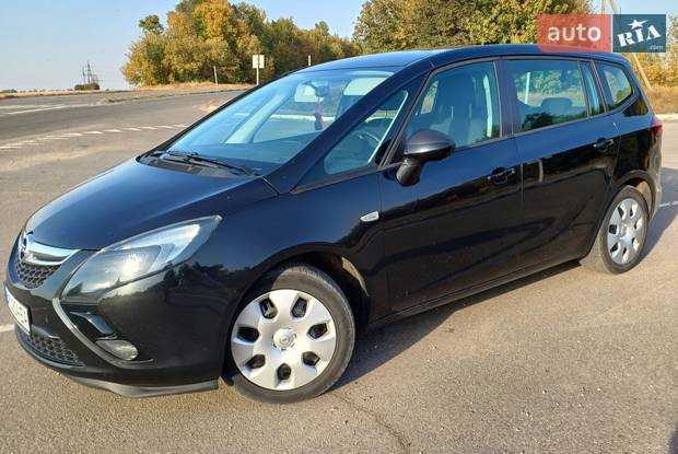Opel Zafira 2011