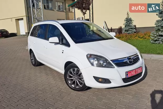 Opel Zafira 2010