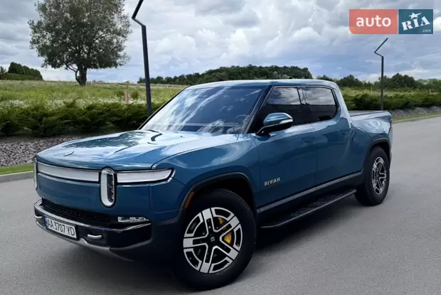 Rivian R1T launch edition  2021