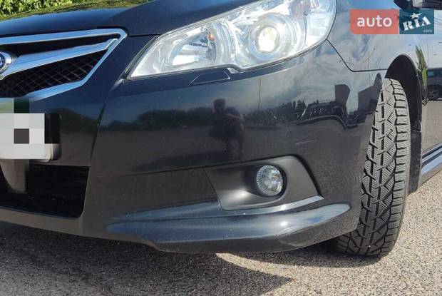 Subaru Legacy 2011