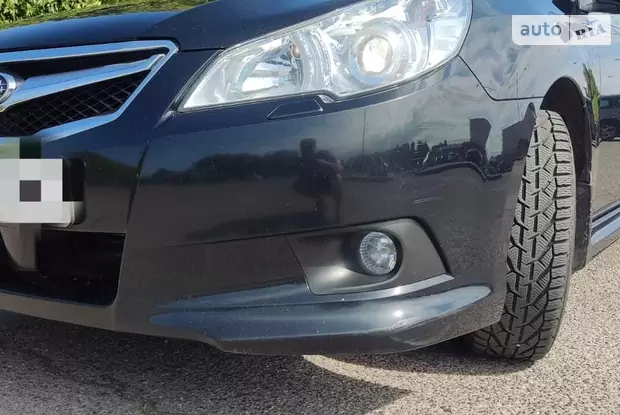 Subaru Legacy 2011