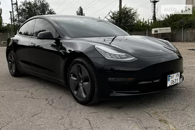 Tesla Model 3 2019