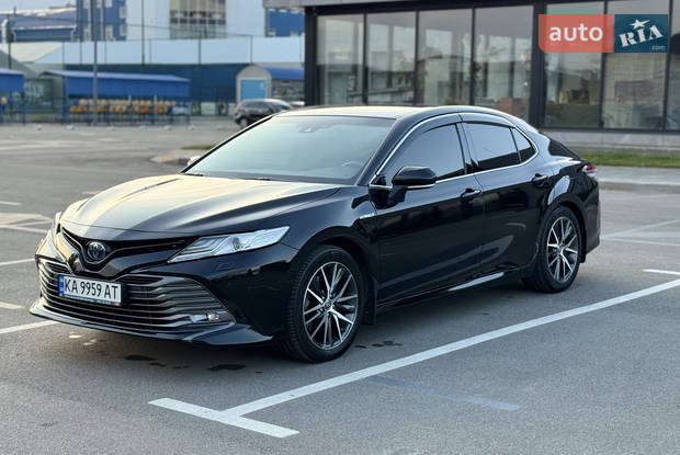 Toyota Camry 2020