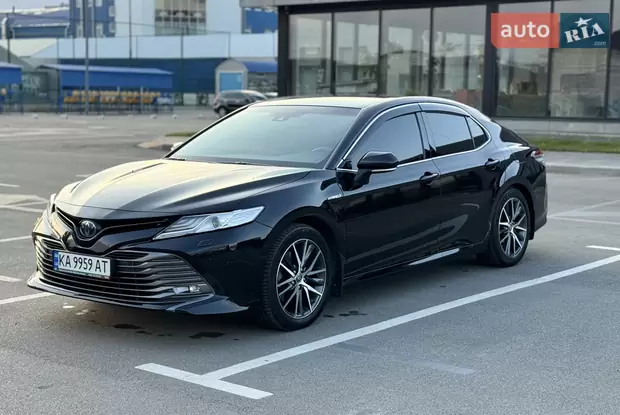 Toyota Camry 2020