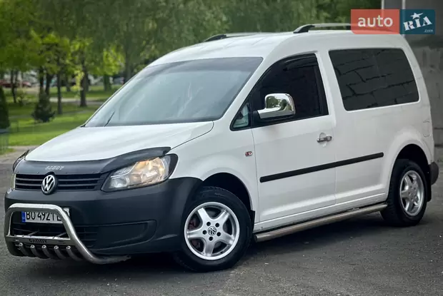 Volkswagen Caddy 2011