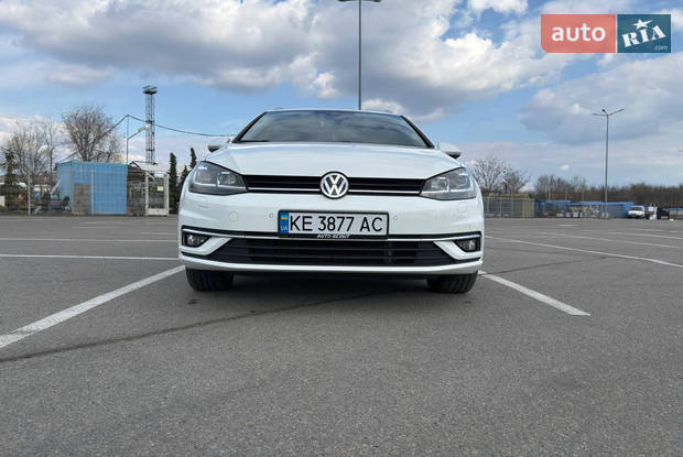 Volkswagen Golf 2020