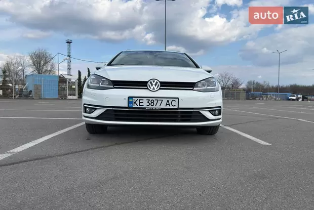 Volkswagen Golf 2020