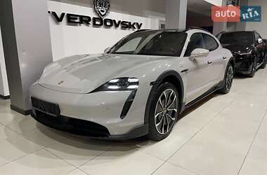 Porsche Taycan Cross Turismo 2021 Porsche Taycan Cross Turismo 2021