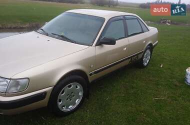 Седан Audi 100 1992 в Ровно