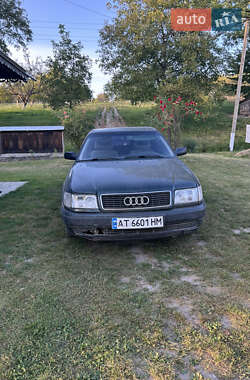 Седан Audi 100 1992 в Косове