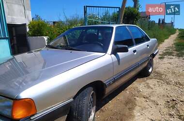 Седан Audi 100 1988 в Ширяево