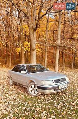 Седан Audi 100 1993 в Черновцах