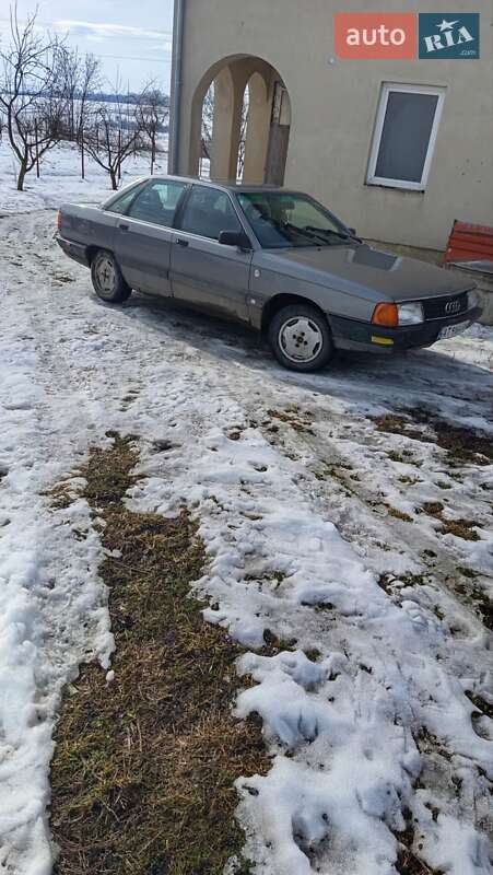 Седан Audi 100 1989 в Ивано-Франковске Седан Audi 100 1989 в Ивано-Франковске