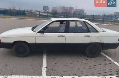 Седан Audi 100 1985 в Одессе Седан Audi 100 1985 в Одессе
