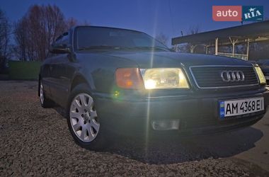 Седан Audi 100 1992 в Малині