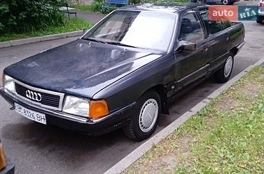 Седан Audi 100 1989 в Шептицькому