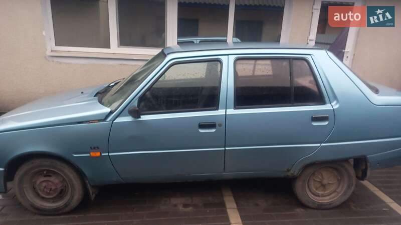 Лифтбек ЗАЗ 1103 Славута 2003 в Ямполе