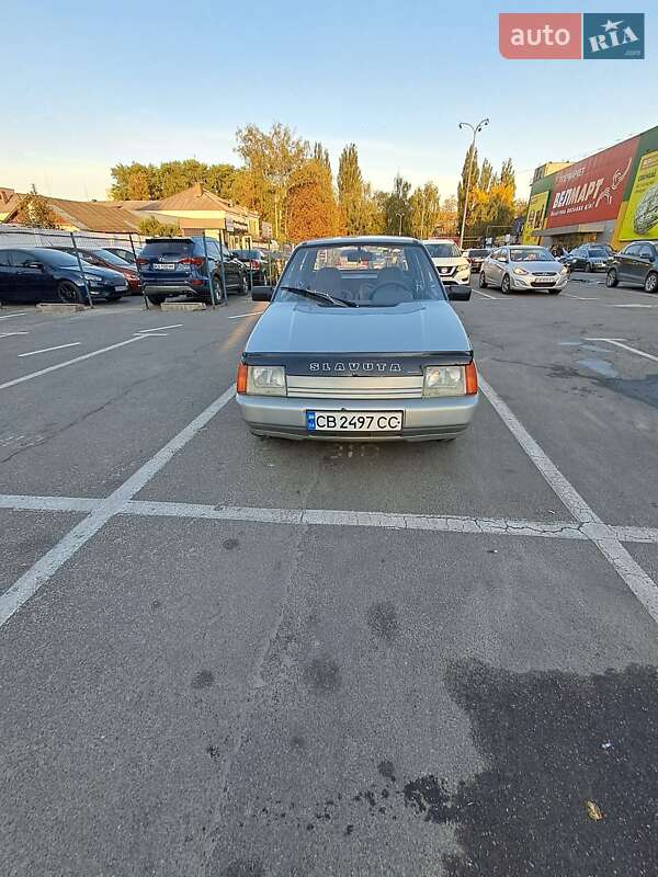 Лифтбек ЗАЗ 1103 Славута 2006 в Нежине Лифтбек ЗАЗ 1103 Славута 2006 в Нежине