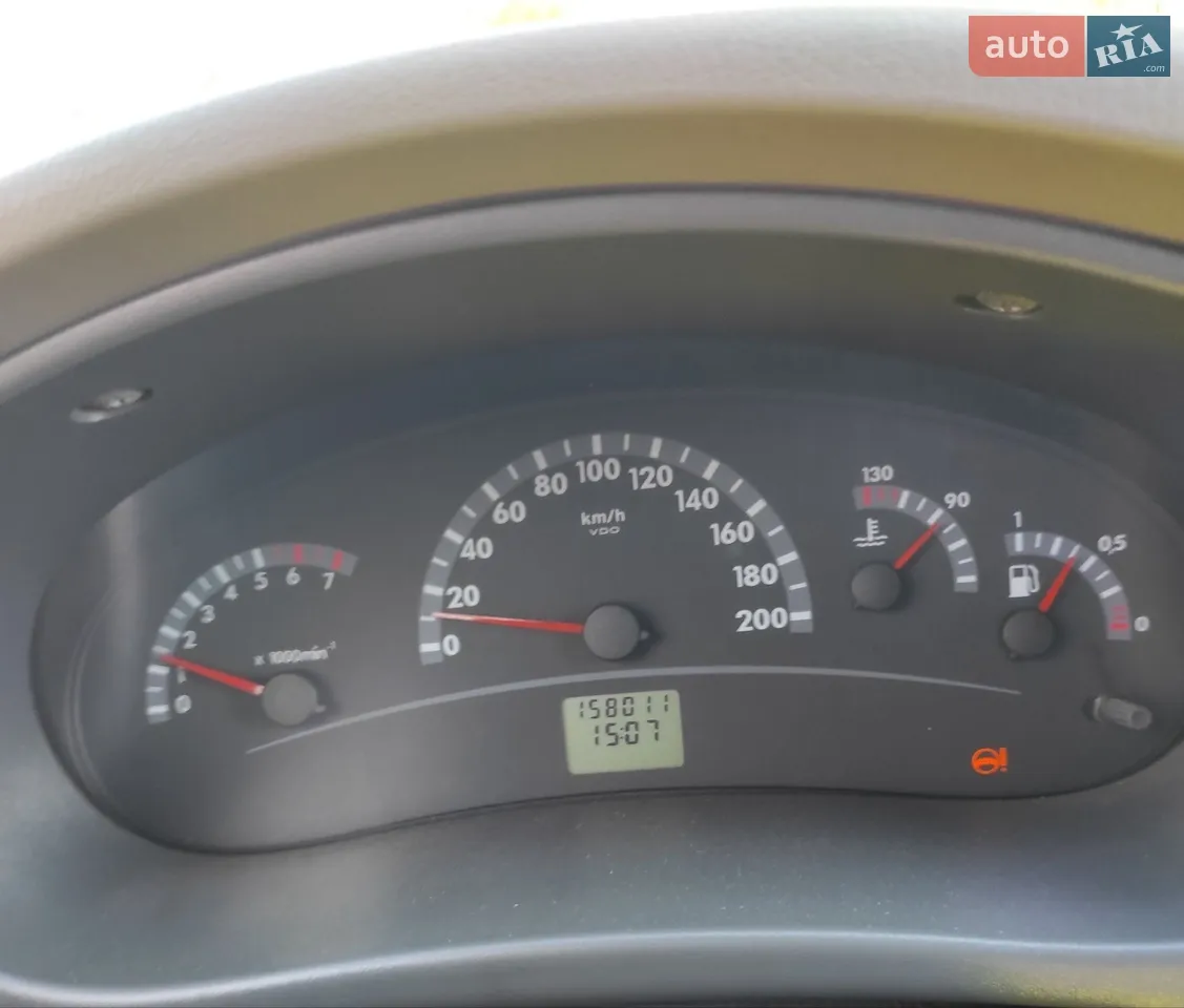 Lada Kalina 2006 photo 3