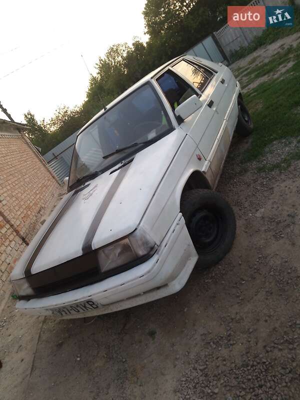 Хэтчбек Renault 11 1988 в Киеве