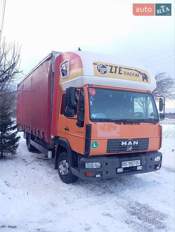 Грузовой фургон MAN 12.220 2006 в Бродах