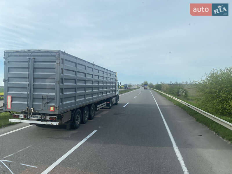 Контейнеровоз Van Hool 13В005 2000 в Одессе