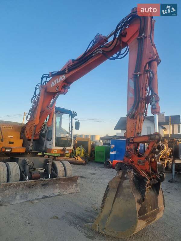 Экскаватор погрузчик Atlas 1404 2002 в Черновцах