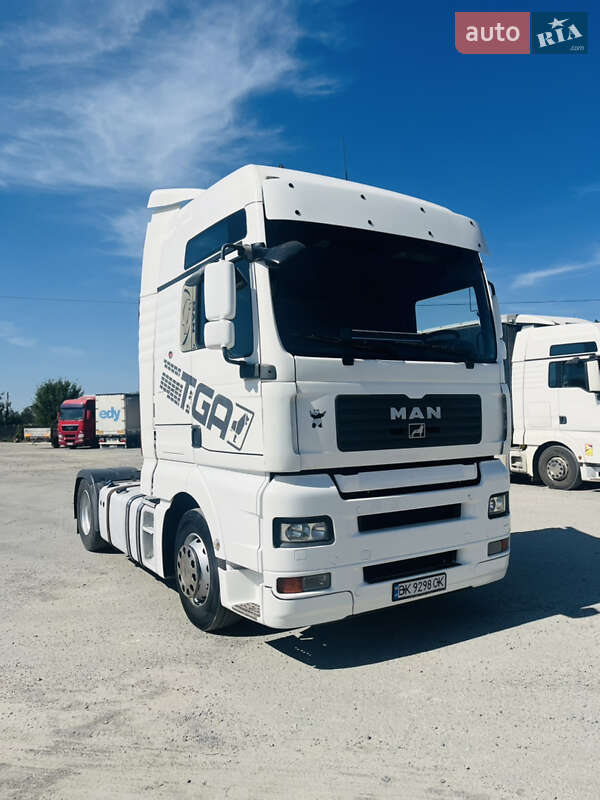 Тягач MAN 18.440 2008 в Корце