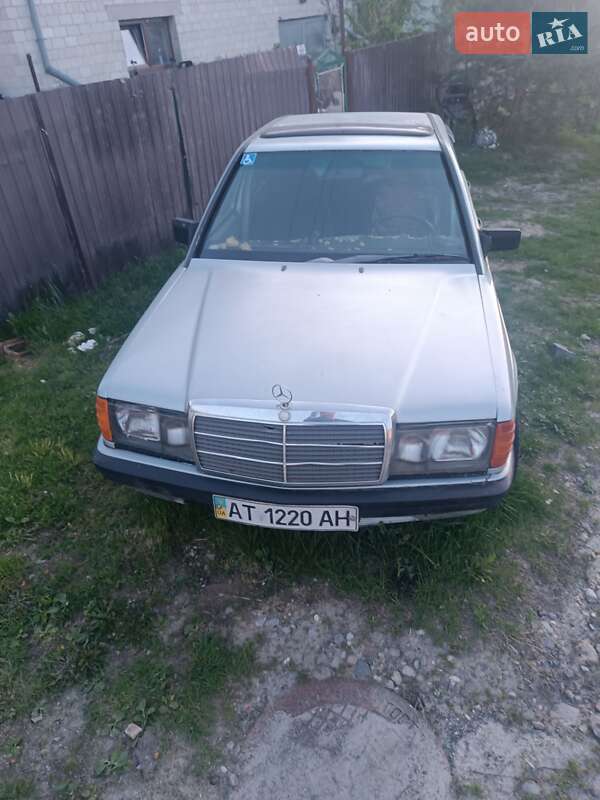 Седан Mercedes-Benz 190 1985 в Николаеве Седан Mercedes-Benz 190 1985 в Николаеве