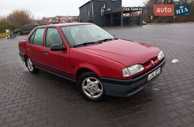 Седан Renault 19 1995 в Зборові Седан Renault 19 1995 в Зборові