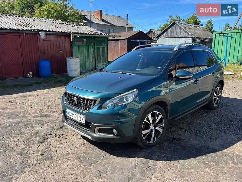 Внедорожник / Кроссовер Peugeot 2008 2017 в Луцке