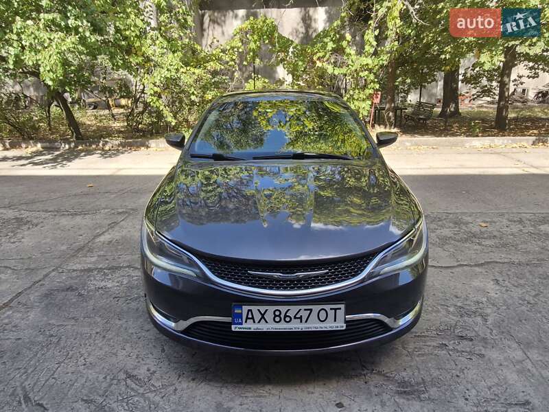 Седан Chrysler 200 2016 в Запорожье