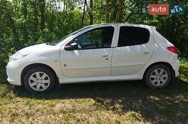 Хетчбек Peugeot 206+ 2012 в Ланівці Хетчбек Peugeot 206+ 2012 в Ланівці