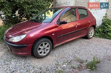 Хэтчбек Peugeot 206 2004 в Полтаве